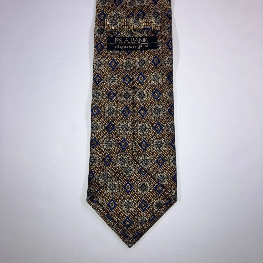 Jos A Bank Signature Gold Silk Tie Gold Blue Medallion Handmade in USA Ltd‎ Ed